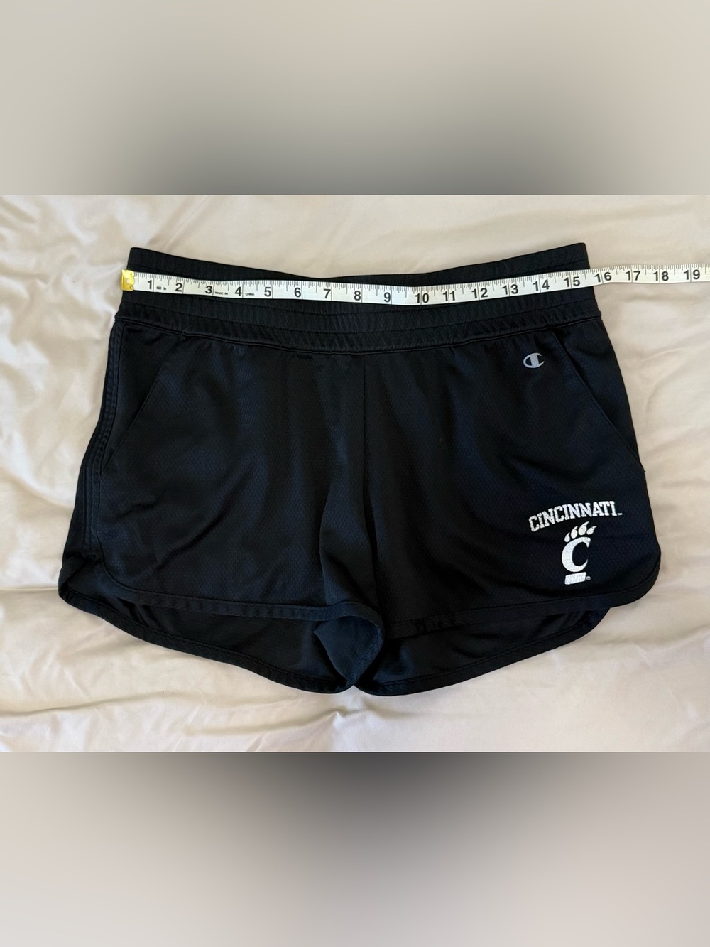 Champion Cincinnati Bearcats Athletic Shorts Black Women’s Large